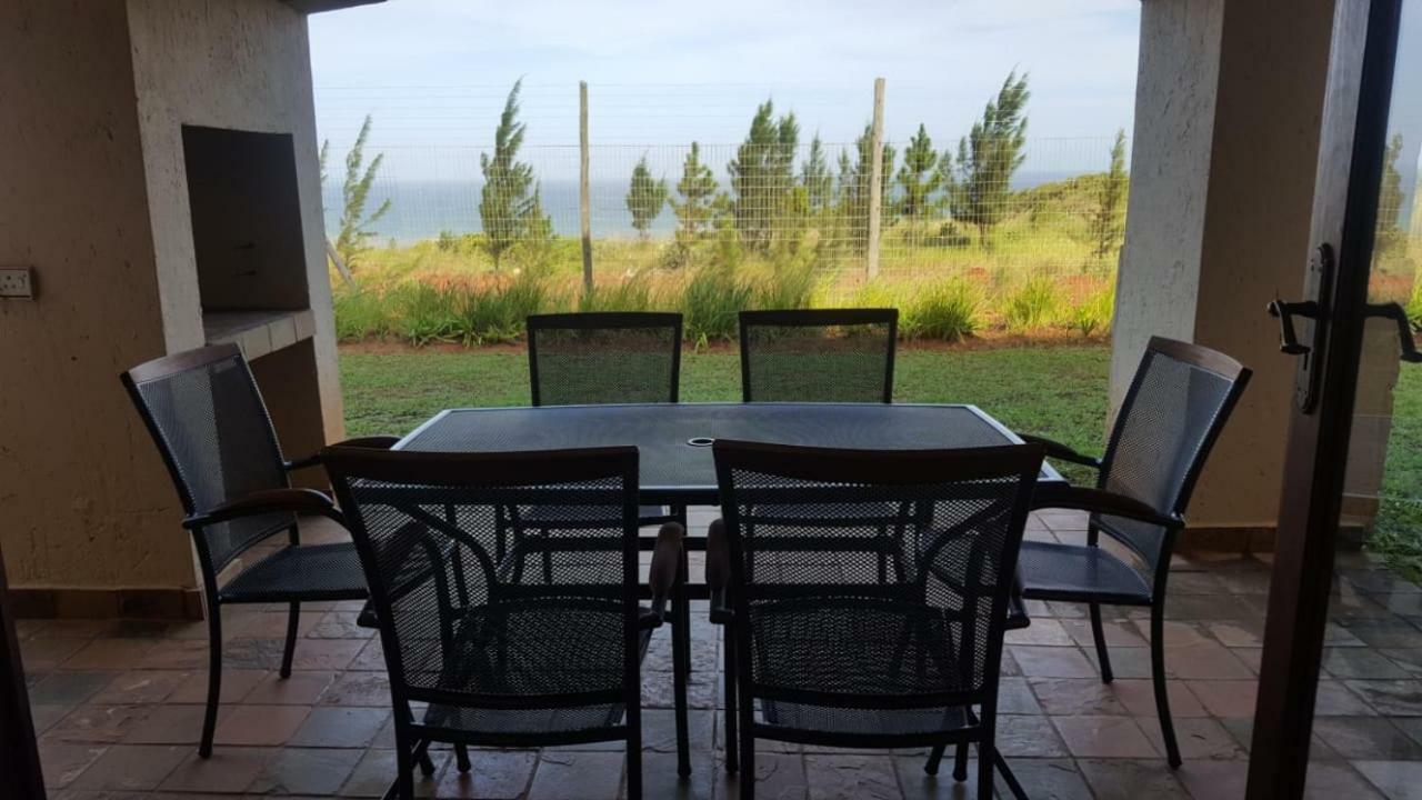 Ocean View Villas Unit G02 Port Edward Kültér fotó